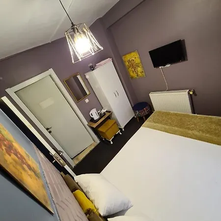 Hotel Retro