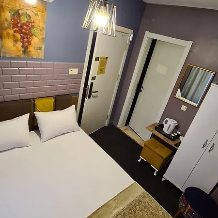 Retro Hotel