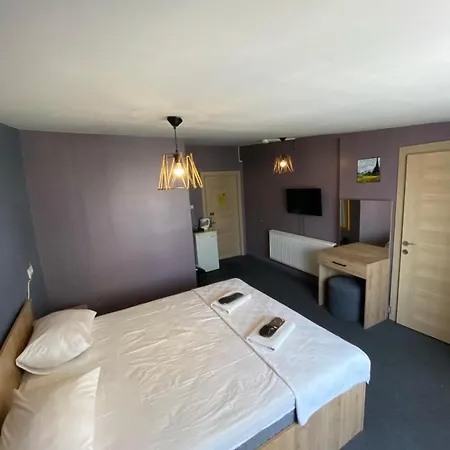 Retro Hotel