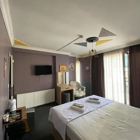 Hotel Retro *