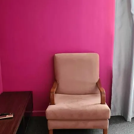 Hotel Retro
